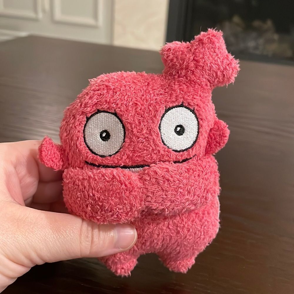 Ugly Dolls Yours Truly Moxy the Pink Monster Doll Excellent Condition 5” long